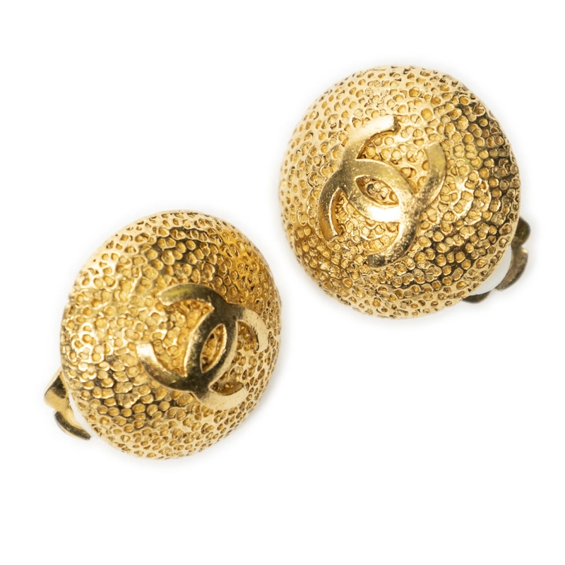 Chanel Ear Clips Small CC Round Grained Clip On Earrings gold