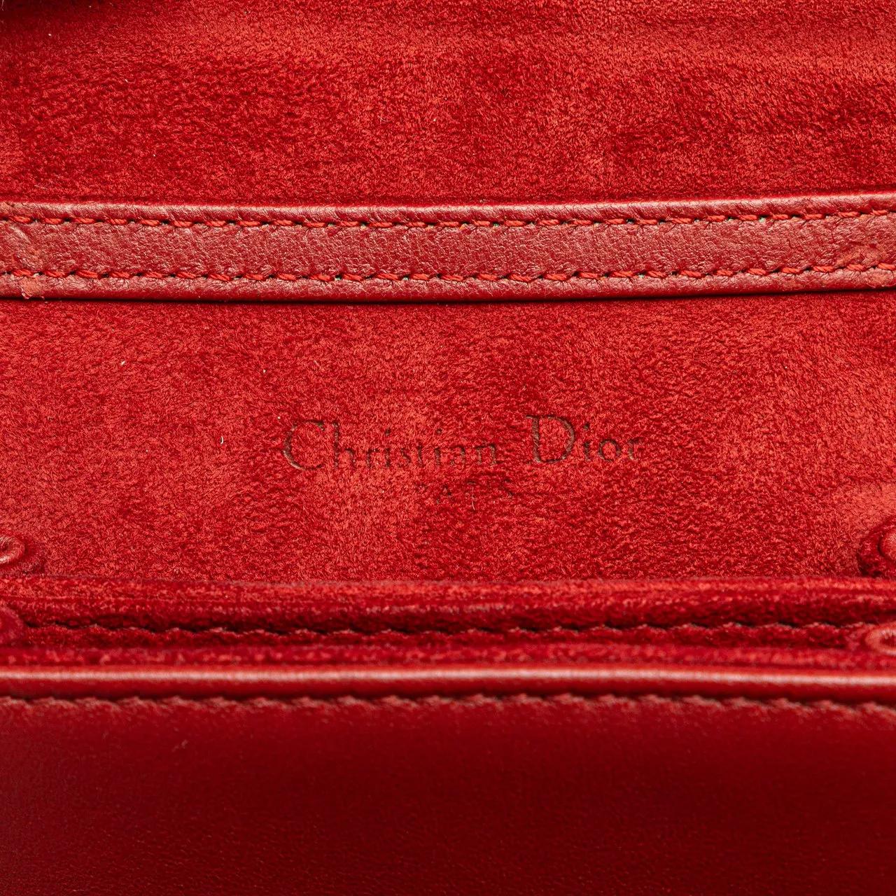 Thumbnail - Christian Dior Hobo Bags - Studded Lambskin Vertical Diorama Crossbody - Gr. unisize - in Rot - für Damen