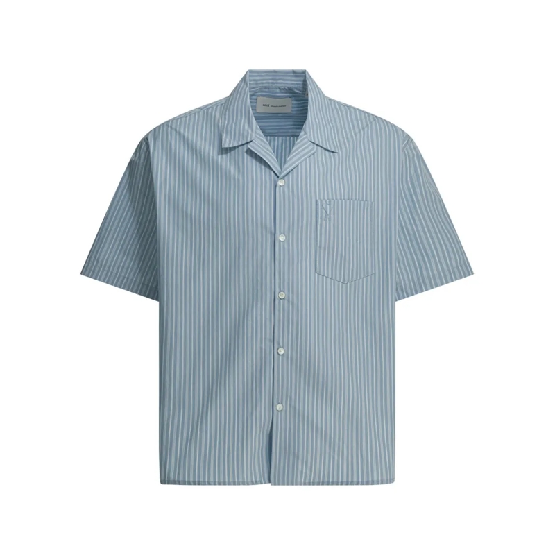 AMI Paris Hemd Light Blue Short-Sleeve Shirt With Pearl Accents Grey