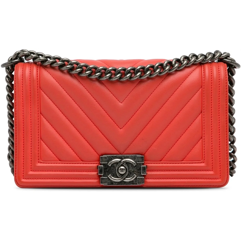 Chanel Schultertasche Old Medium Chevron Calfskin Boy Flap rot