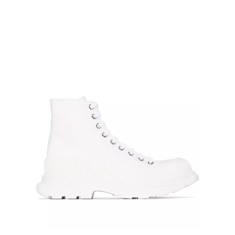 Chanel Fourre-tout Mini Quilted Lambskin Chain Me Tote braun