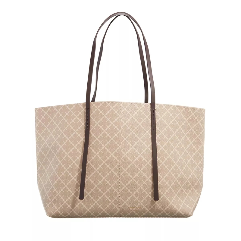 By Malene Birger Shopper Abigail Feather