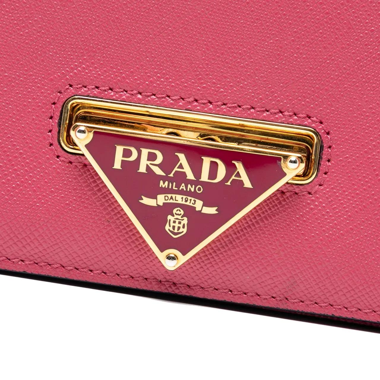 Thumbnail - Prada Hobo Bags - Saffiano Lux Flip Lock Wallet on Chain - Gr. unisize - in Gold - für Damen