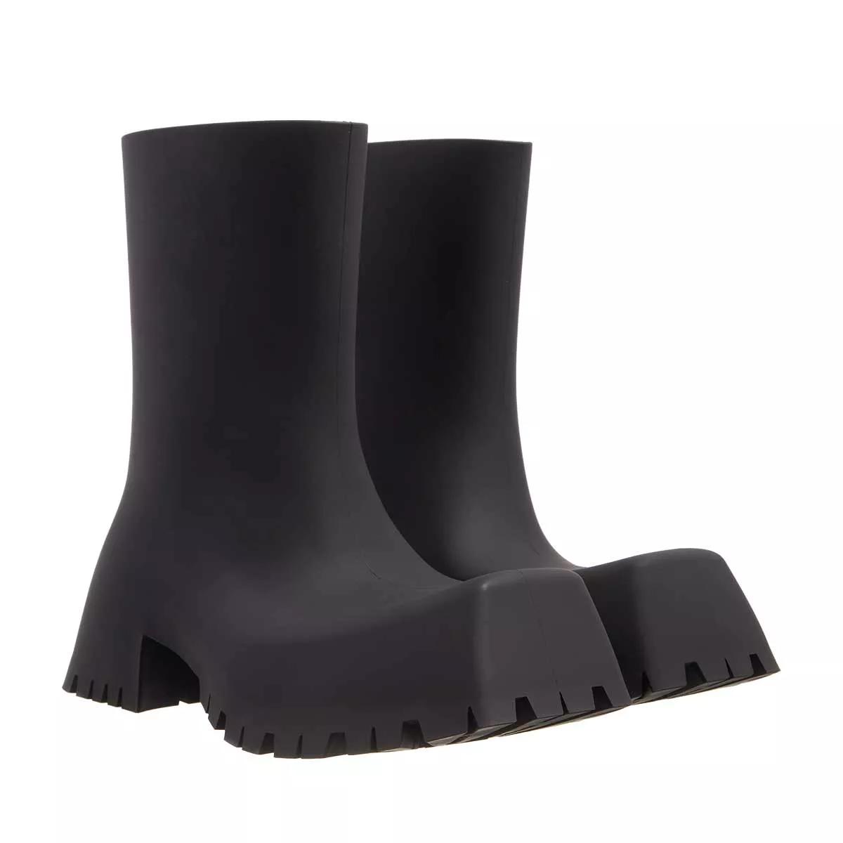 Balenciaga boots discount black and white