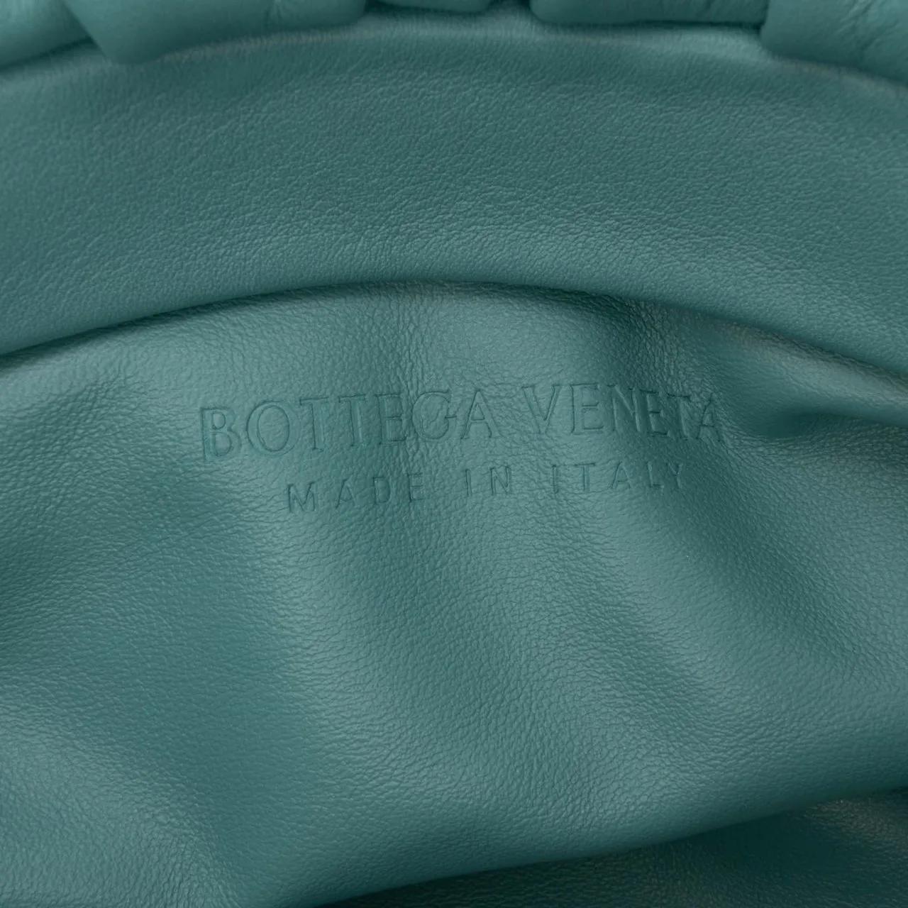 Thumbnail - Bottega Veneta Hobo Bags - Lambskin Chain Pouch - Gr. unisize - in Blau - für Damen