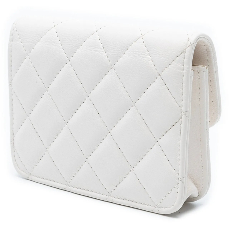Chanel Schultertasche Mini CC Quilted Lambskin Pearl Crush Pouch with Ch weiß