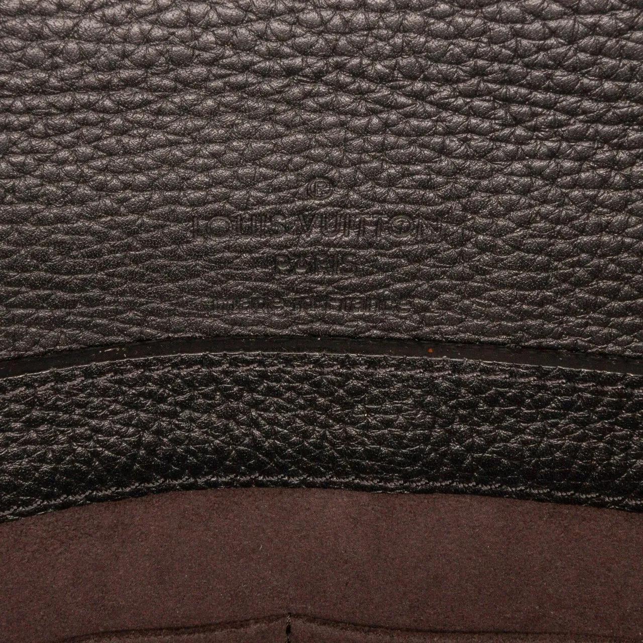 Thumbnail - Louis Vuitton Crossbody Bags - 2014 Taurillon Serviette Dorian Briefcase - Gr. unisize - in Schwarz - für Damen