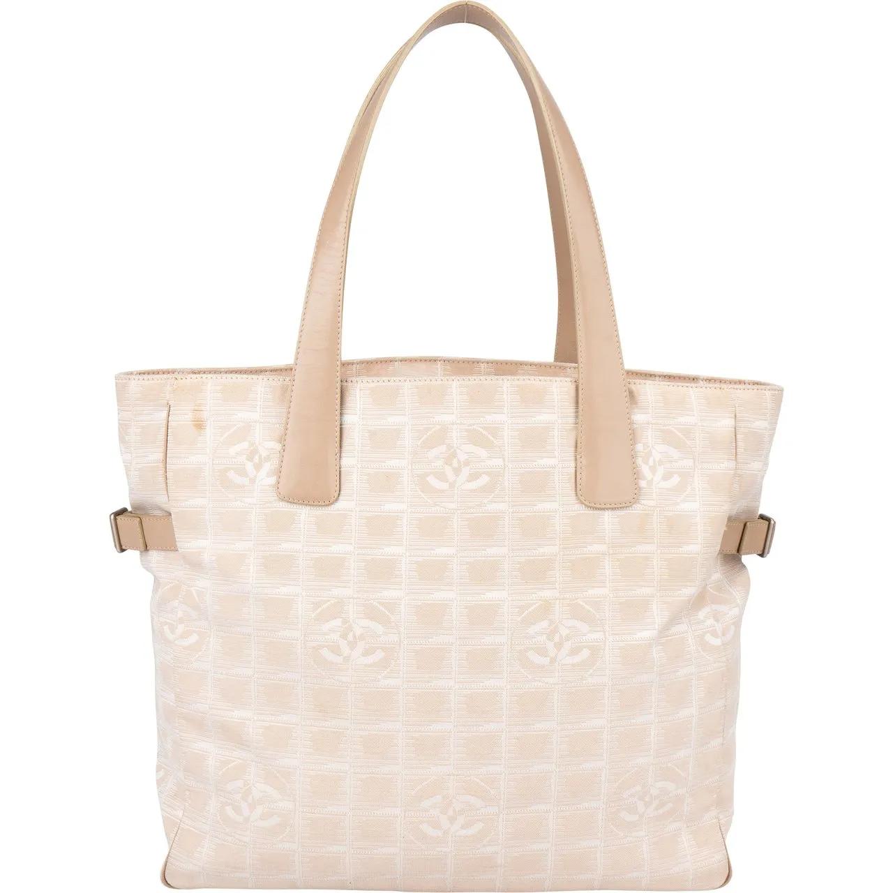 Chanel Crossbody Bags - Chanel Travel Line Monogram Handbag - Gr. unisize - in Beige - für Damen