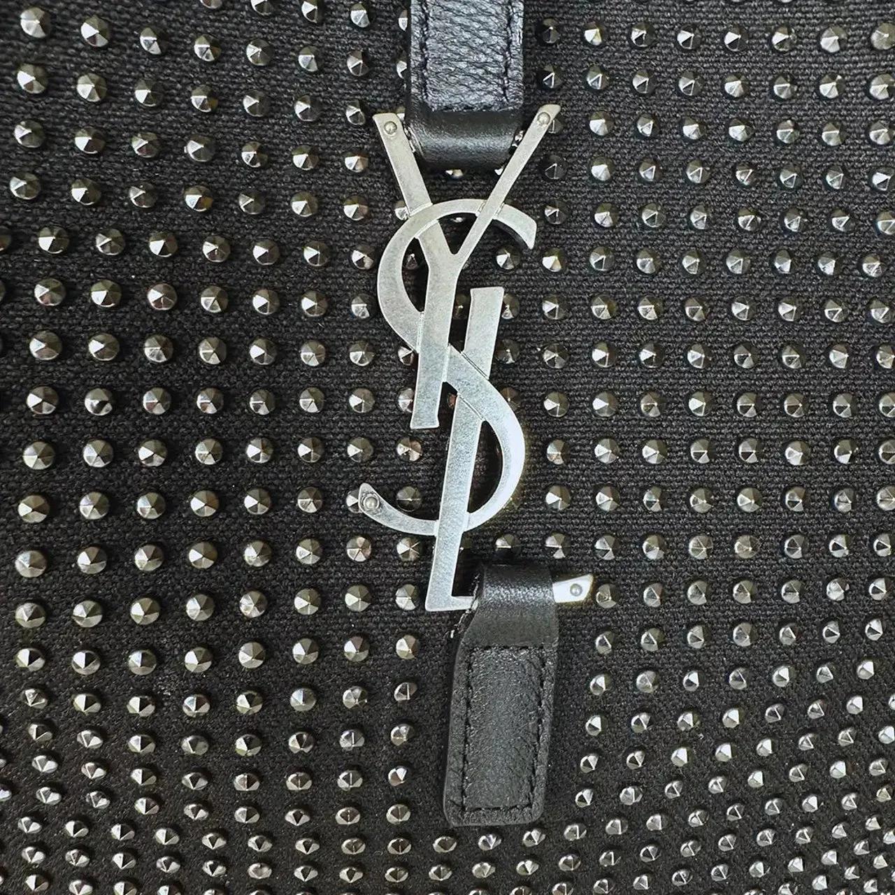 Thumbnail - Saint Laurent Crossbody Bags - Saint Laurent medium hobo bag LE 5 a 7 black rivet - Gr. unisize - in Schwarz - für Damen