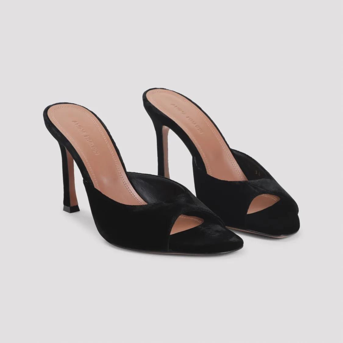 Thumbnail - Amina Muaddi Sandalen - Black Velvet Sandals With Open Almond Toe - Gr. 37 (EU) - in Schwarz - für Damen