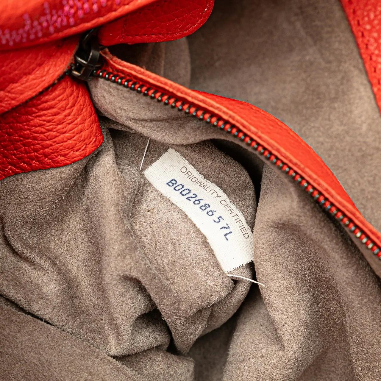 Thumbnail - Bottega Veneta Hobo Bags - Intrecciato Trimmed Leather Hobo - Gr. unisize - in Rot - für Damen
