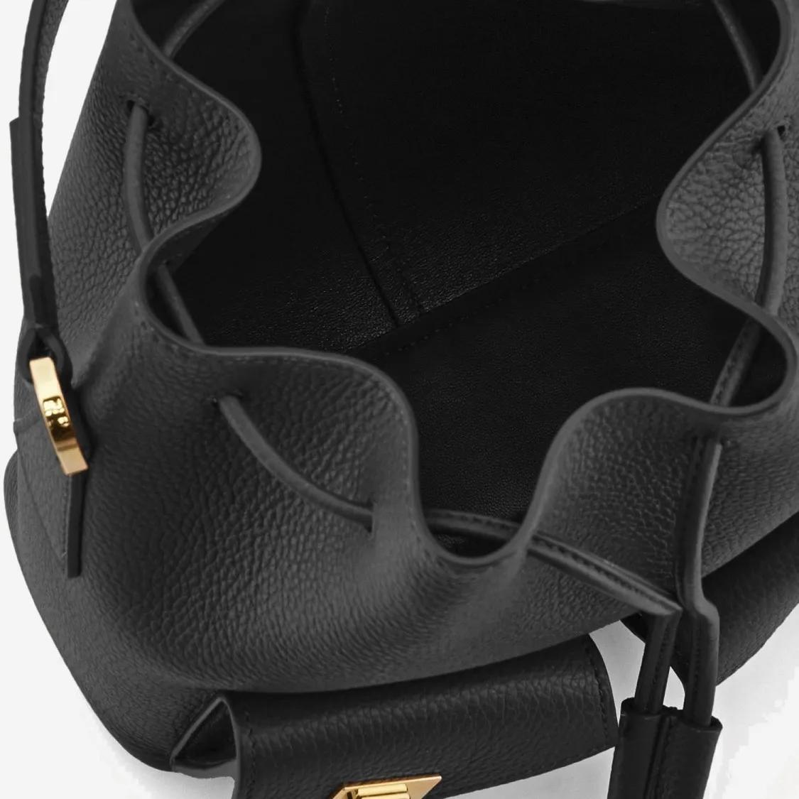 Thumbnail - Salvatore Ferragamo Beuteltaschen - Grained Leather Bucket Bag - Gr. unisize - in Schwarz - für Damen