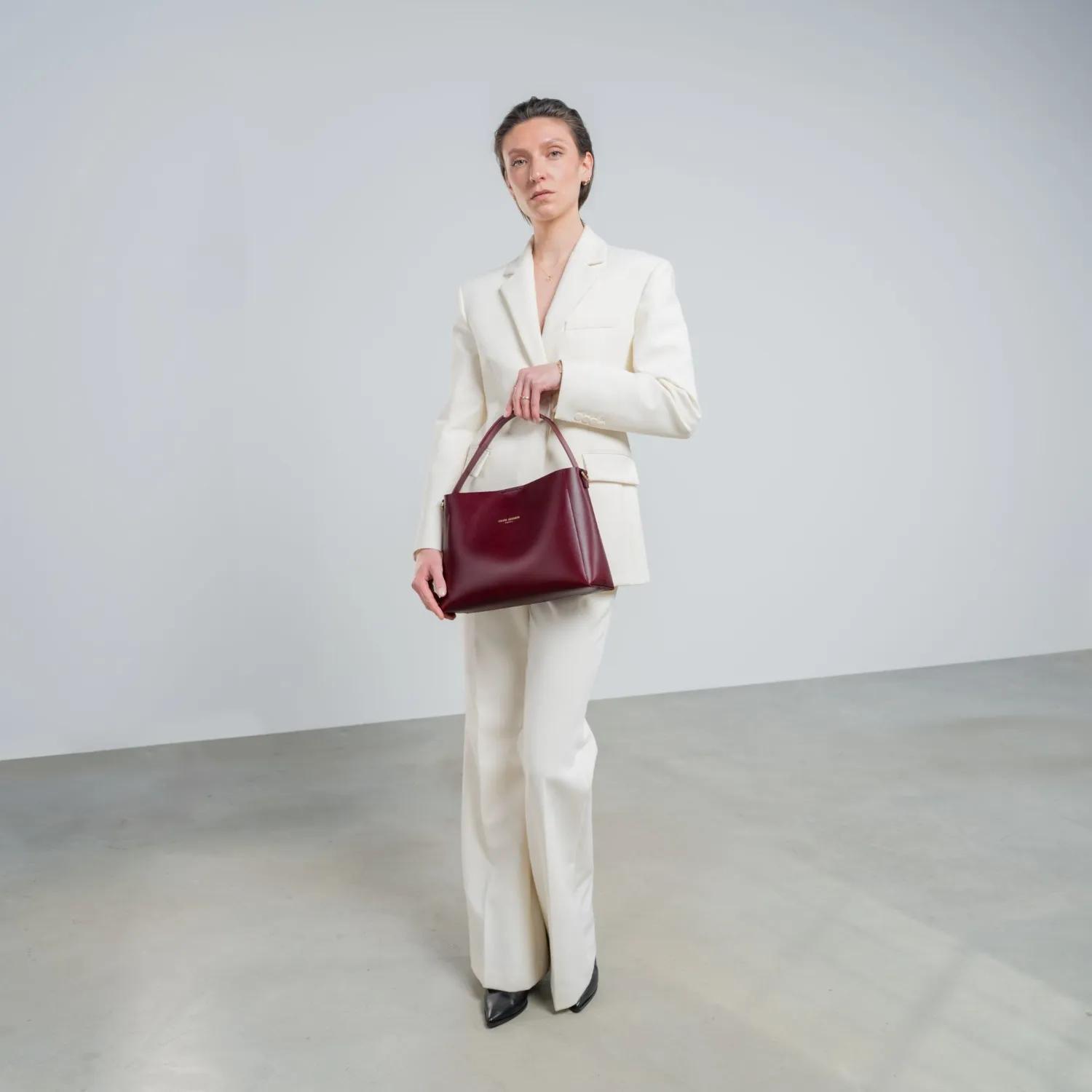 Isabel Bernard Crossbody bags Montmarte Béatrice Handtasche in rood