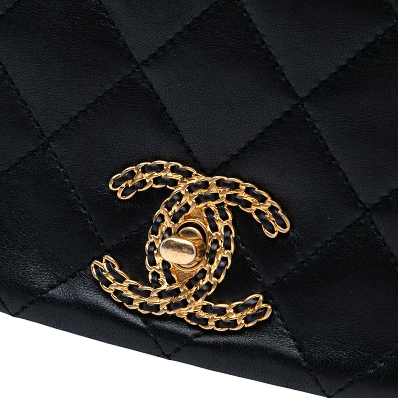 Thumbnail - Chanel Hobo Bags - Quilted Lambskin On And On Chain Flap - Gr. unisize - in Schwarz - für Damen