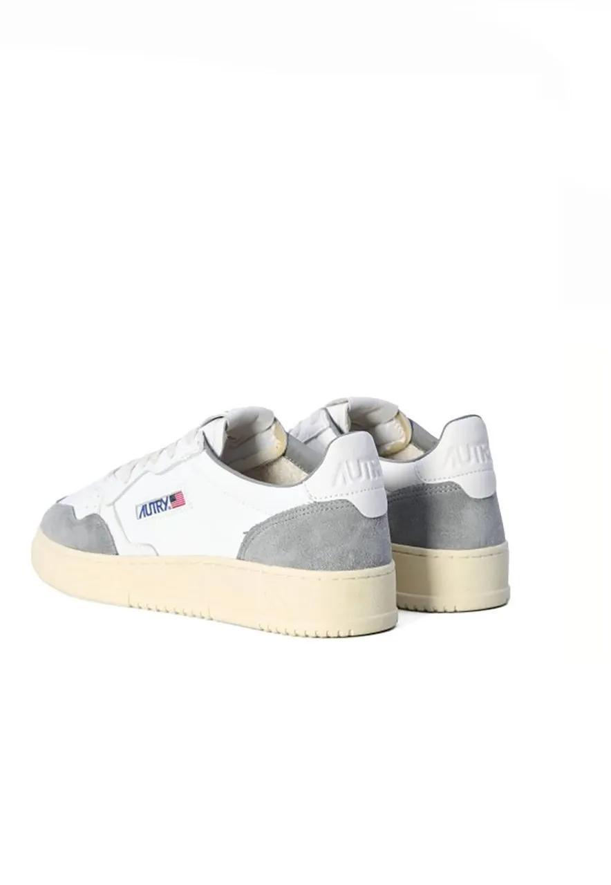 Thumbnail - Autry Low-Top Sneaker - Sneaker Medalist aus Leder - Gr. 46 (EU) - in Blau - für Damen