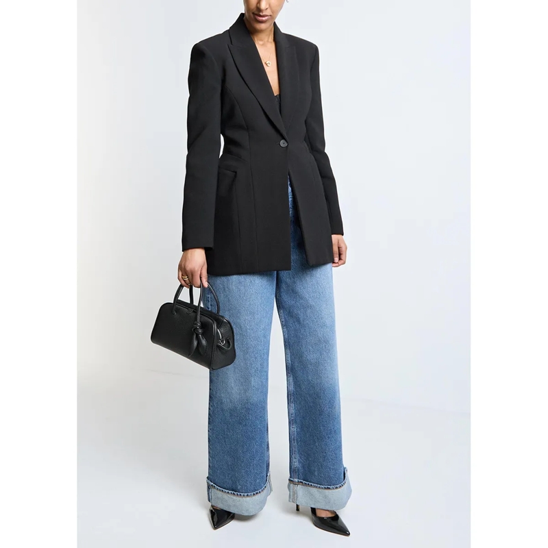 Jacquemus Sac à bandoulière Le Petit Turismo Black(Image 4)