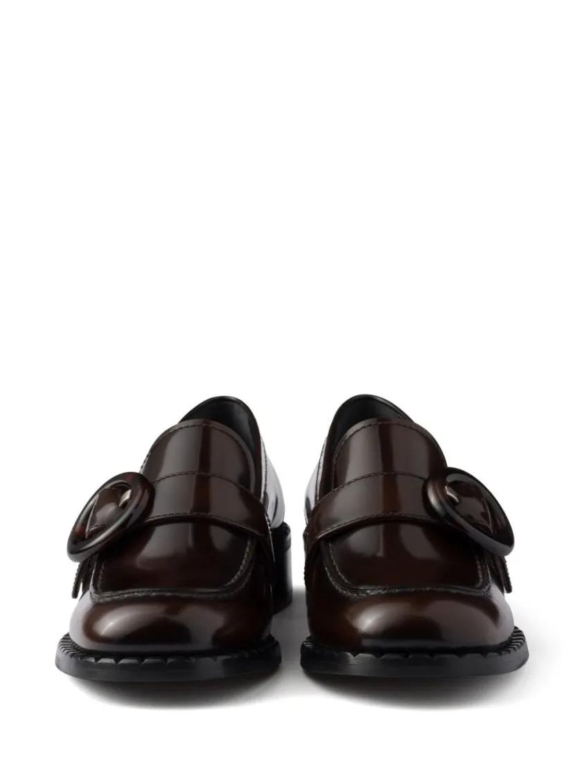 Thumbnail - Polished Brown Flat Shoes With Decorative Buckle - Gr. 36 (EU) - in Schwarz