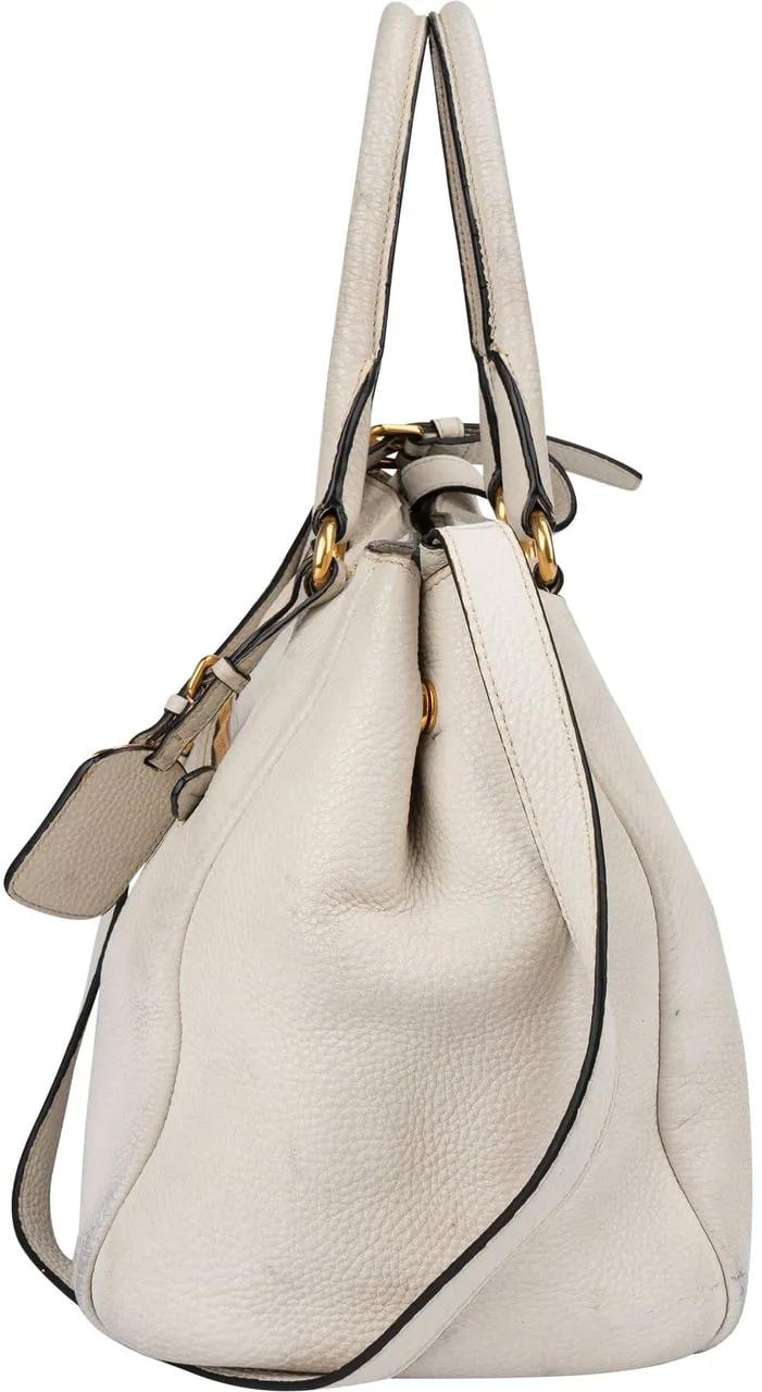 Thumbnail - Prada Crossbody Bags - Prada White Calfskin Vitello Handbag - Gr. unisize - in Weiß - für Damen