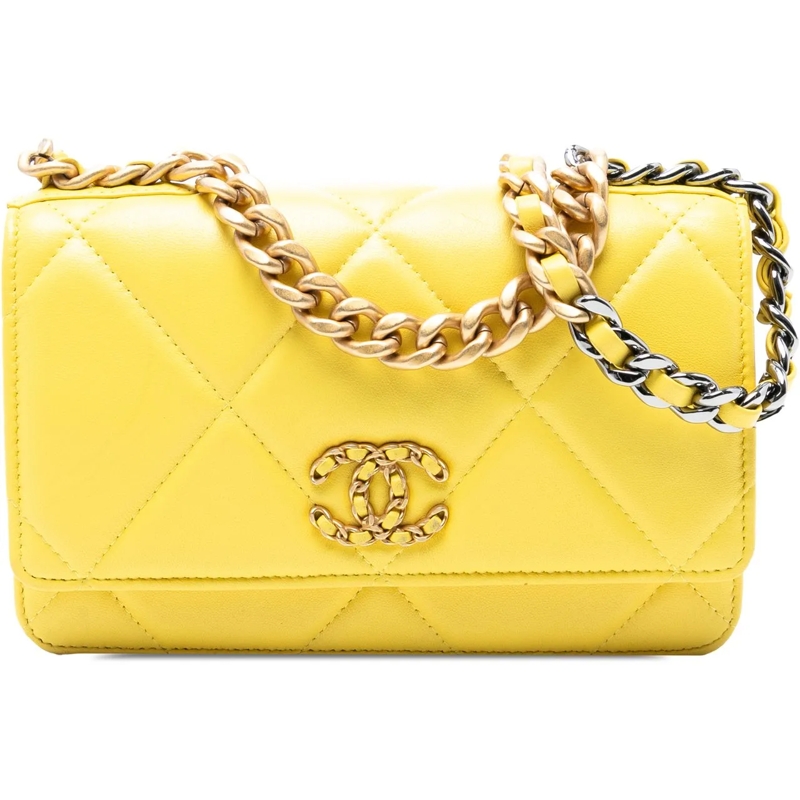 Chanel Schultertasche Quilted Lambskin 19 Wallet on Chain gelb