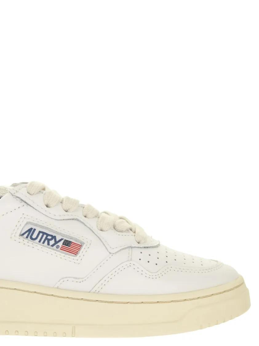 Thumbnail - Autry Low-Top Sneaker - Medalist Low - Leather Sneakers - Gr. 41 (EU) - in Weiß - für Damen