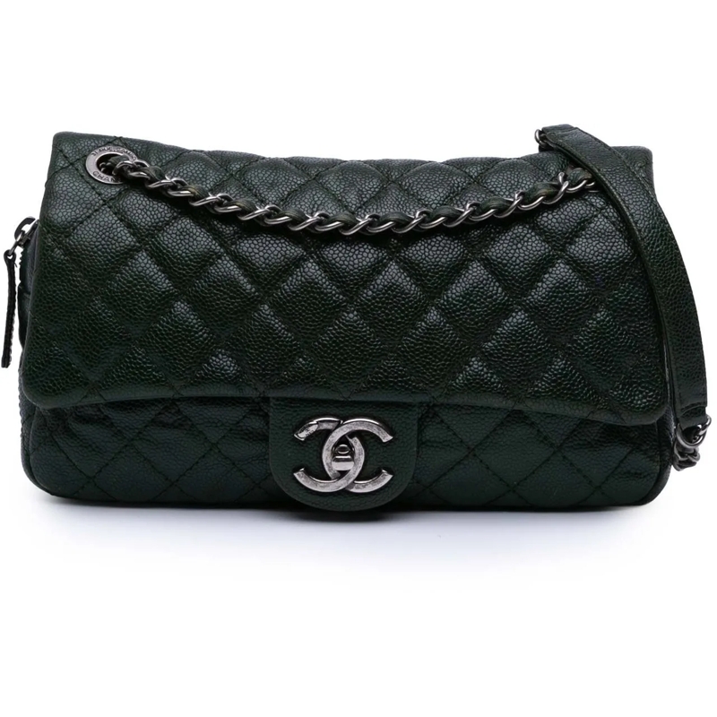 Chanel Sac à bandoulière Medium Quilted Iridescent Caviar Easy Flap grün