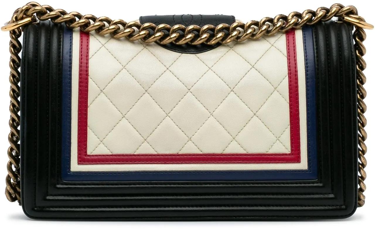 Thumbnail - Chanel Hobo Bags - Crest-Embellished Medium Boy Bag - Gr. unisize - in Weiß - für Damen