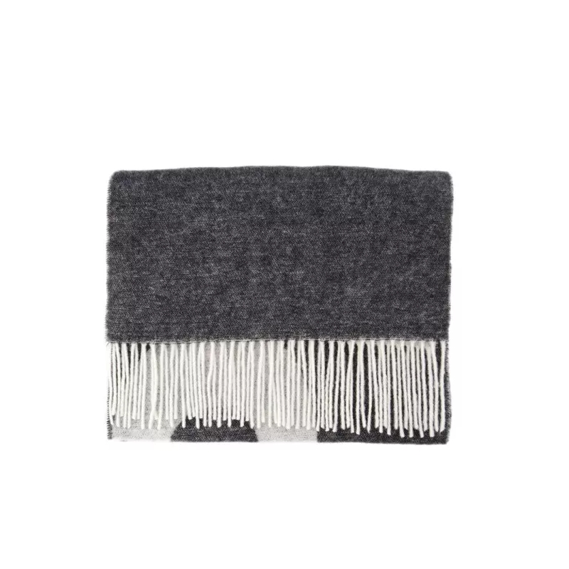 A.P.C.  Wollschal mit großem Logo Dunkelgrau