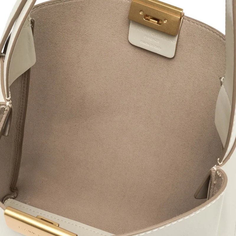 Gianni Chiarini Crossbody Bag Schultertasche aus Leder schwarz(Image 4)