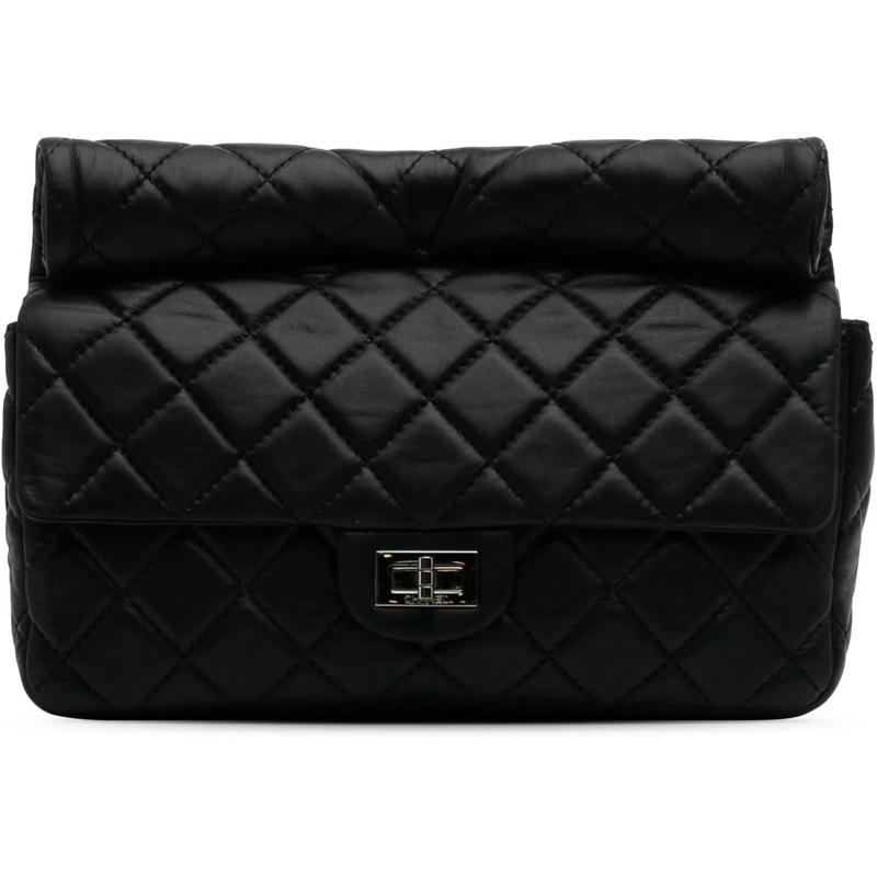 Chanel Pochette Reissue 2.55 Metallic Lambskin Roll Clutch schwarz