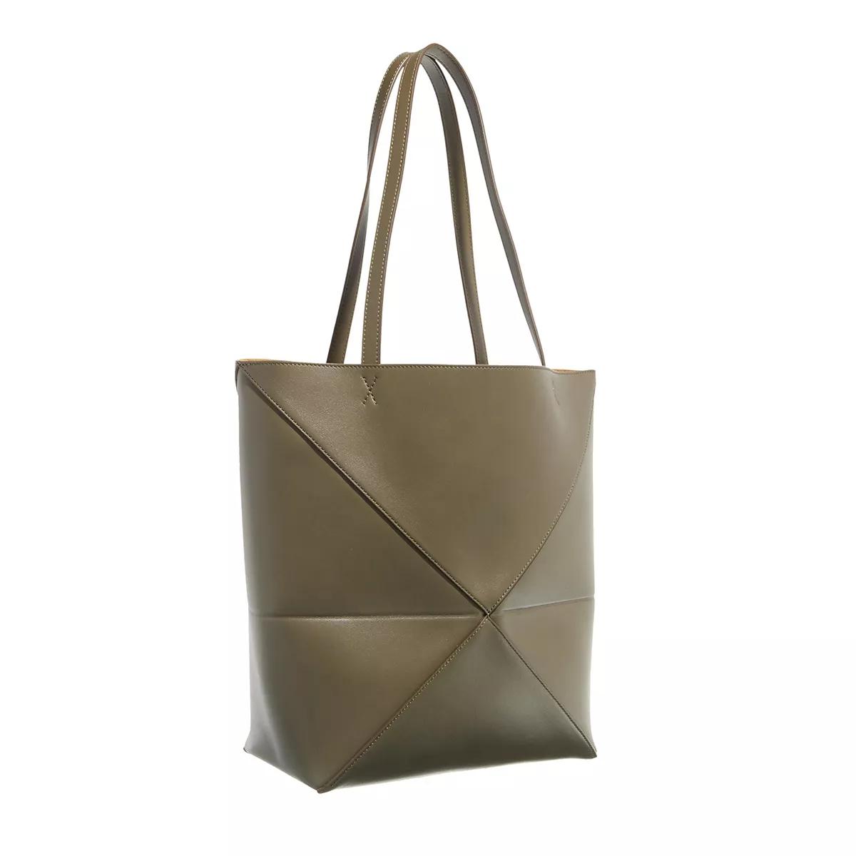 Loewe Totes & shoppers Puzzle Fold Tote Calfskin in groen