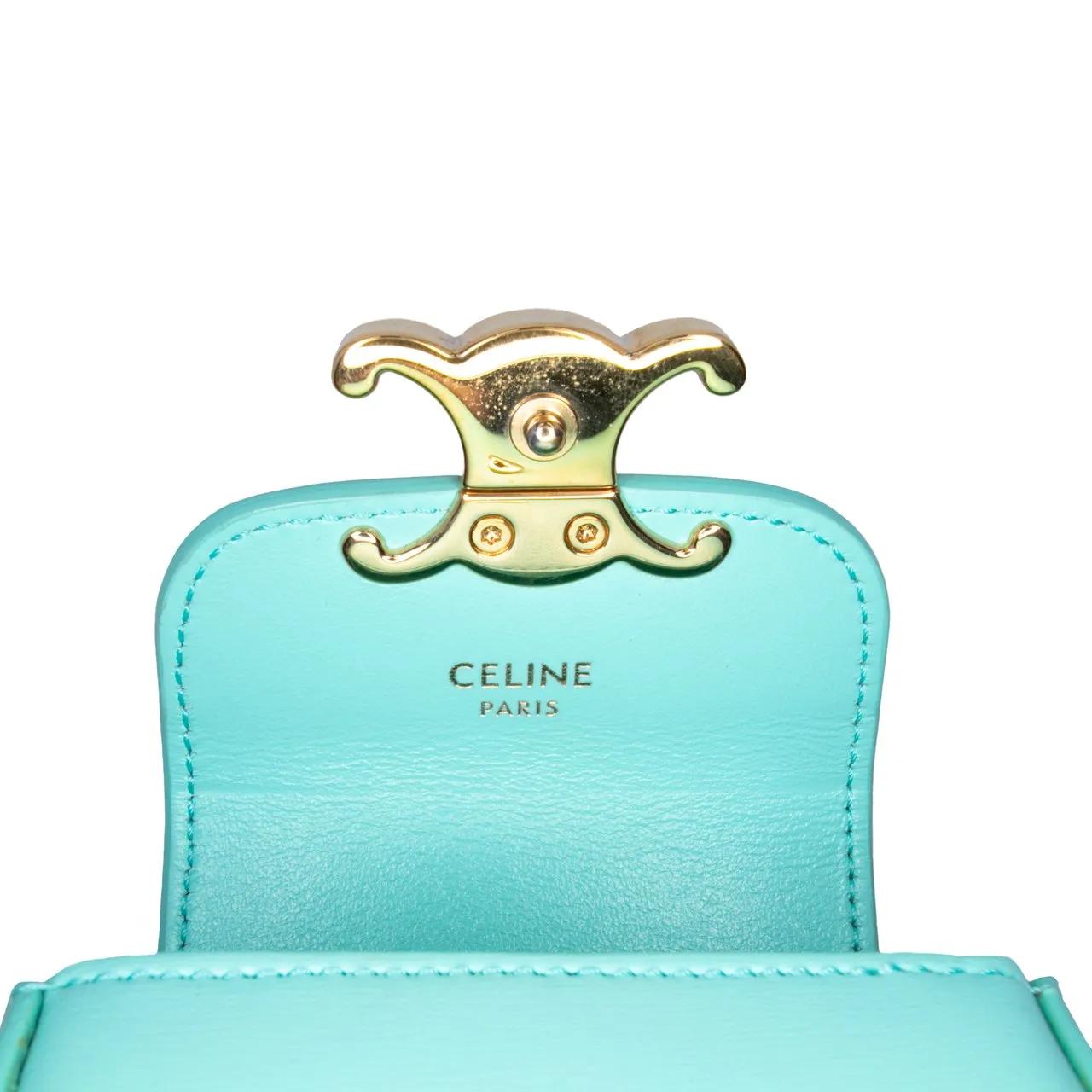 Thumbnail - Celine Hobo Bags - Leather Triomphe AirPods Case with Strap - Gr. unisize - in Blau - für Damen