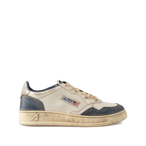 Autry International Low-Top Sneaker White Super Vintage Sneakers Neutrals