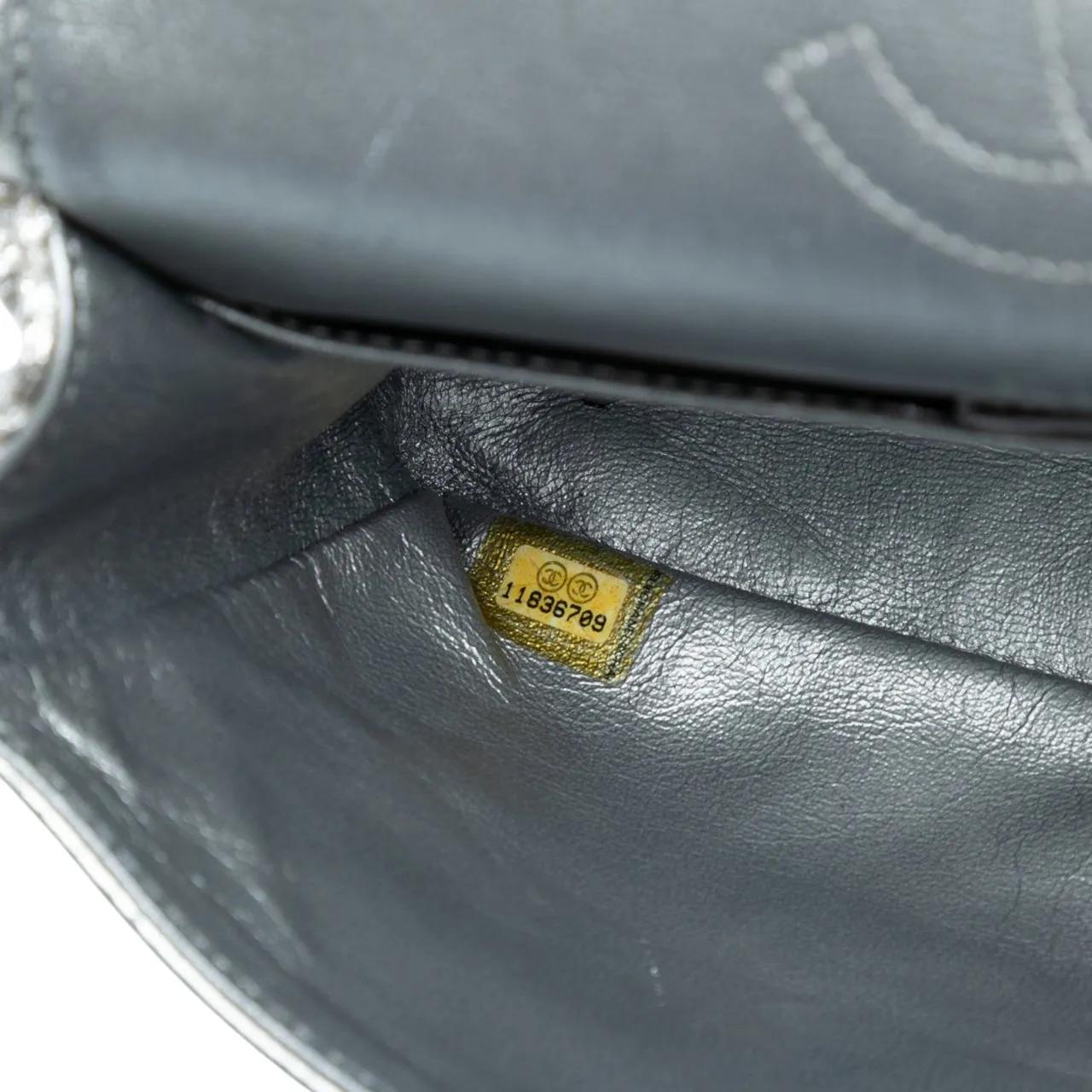 Thumbnail - Chanel Hobo Bags - Small Classic Metallic Lame Bijoux Chain Double Fl - Gr. unisize - in Silber - für Damen