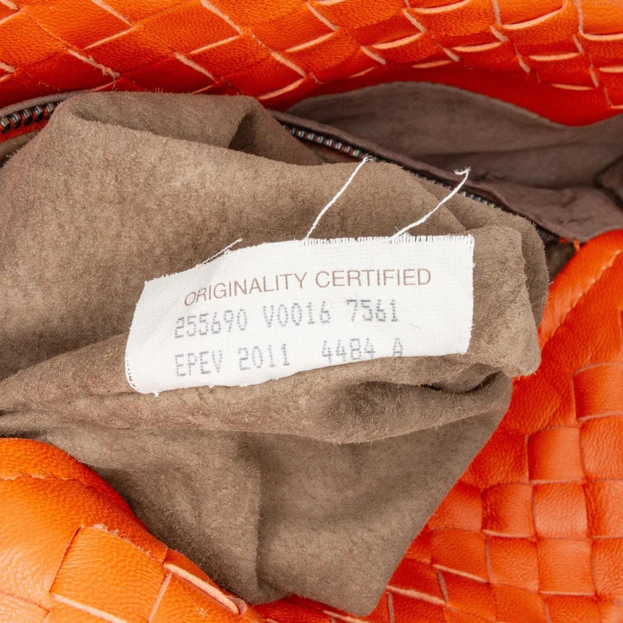 Thumbnail - Bottega Veneta Hobo Bags - 2011 Nappa Intrecciato Bucket Bag - Gr. unisize - in Orange - für Damen