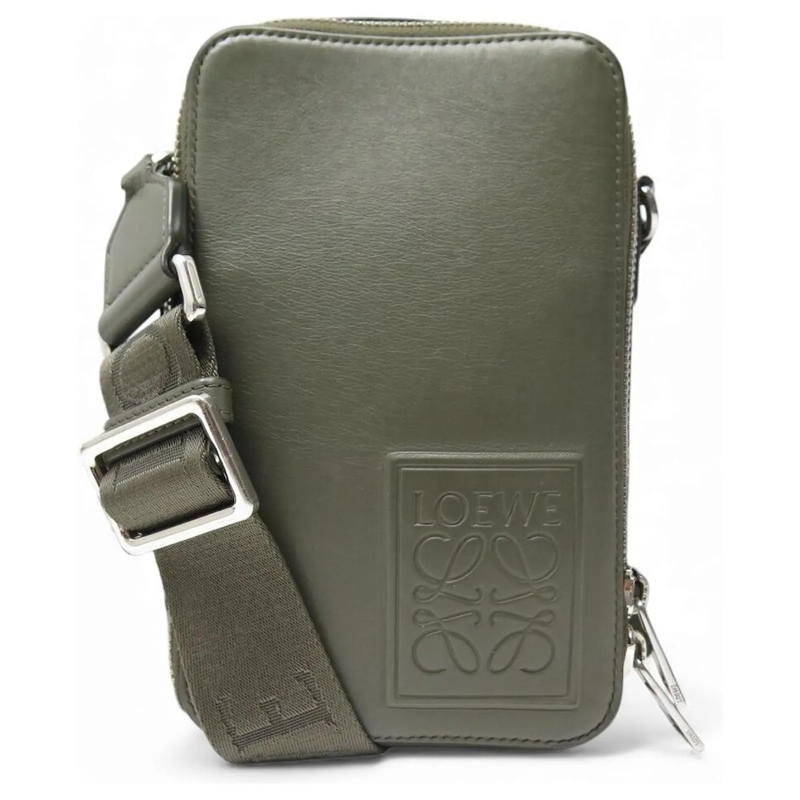 Loewe Geldbörse LOEWE VERTIKALE CROSSBODY-TASCHE AUS KHAKI-LEDER M grün