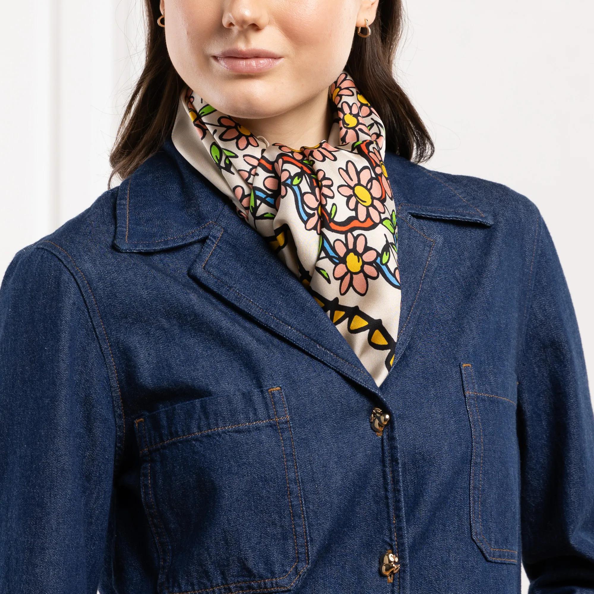 Moschino 100% Silk Twill H. Prt. Square Moschino