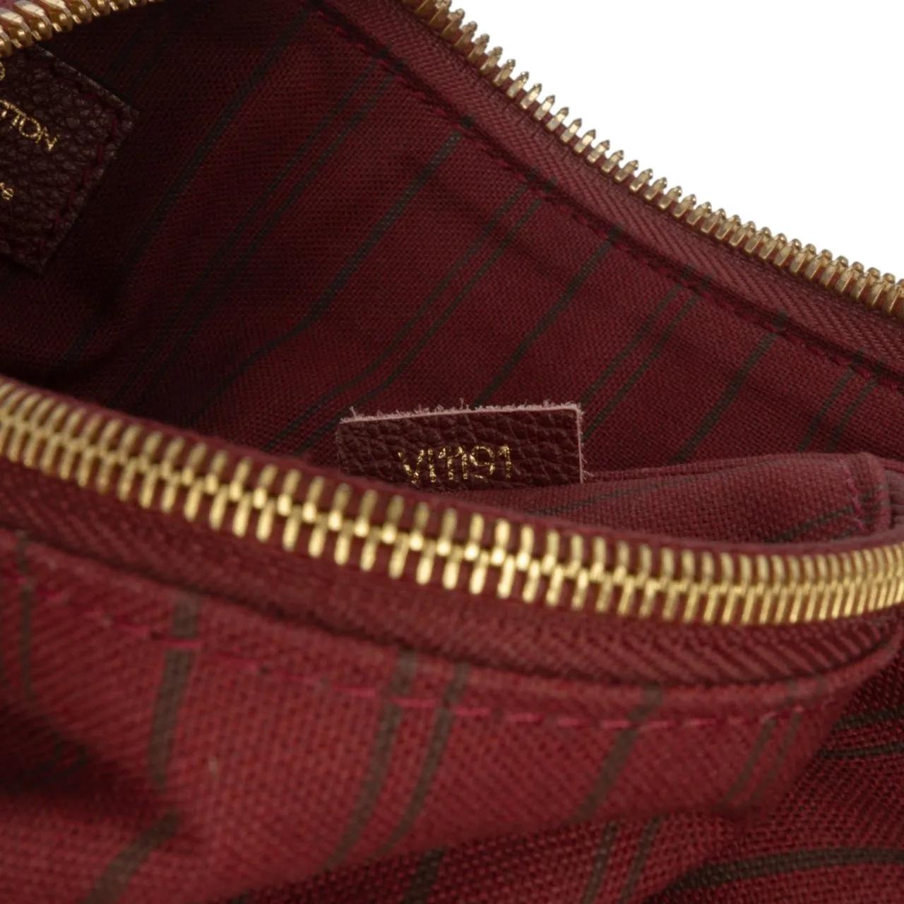 Thumbnail - Louis Vuitton Hobo Bags - Monogram Empreinte Lumineuse GM - Gr. unisize - in Rot - für Damen