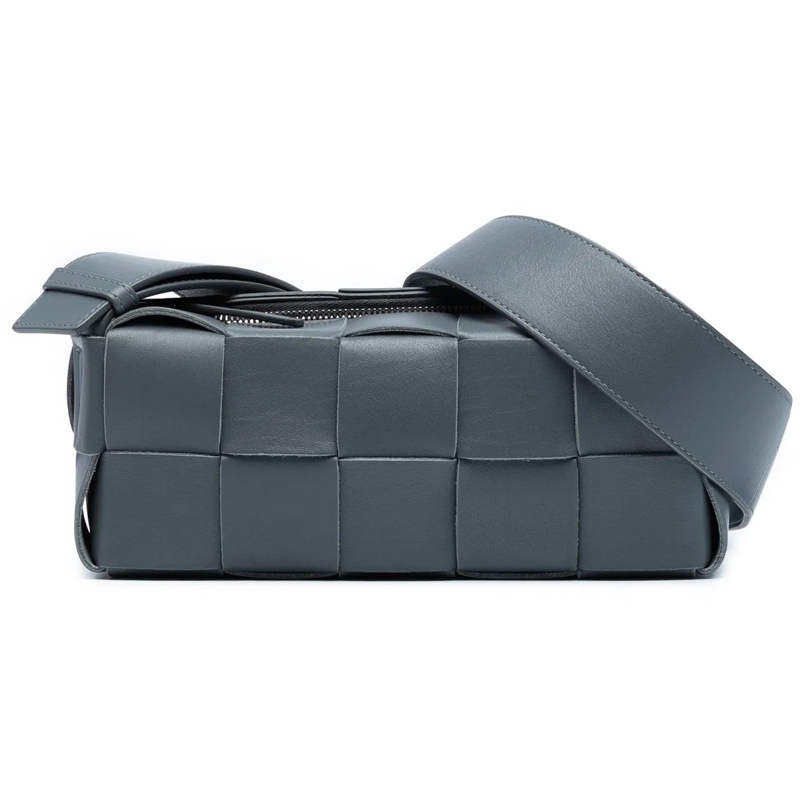 Bottega Veneta Schultertasche Small Lambskin Intrecciato Brick Cassette grau