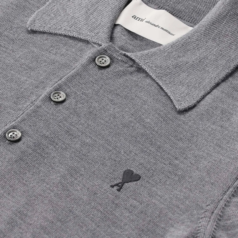 AMI Paris Poloshirt Poloshirt aus Merinowolle grau(Image 4)