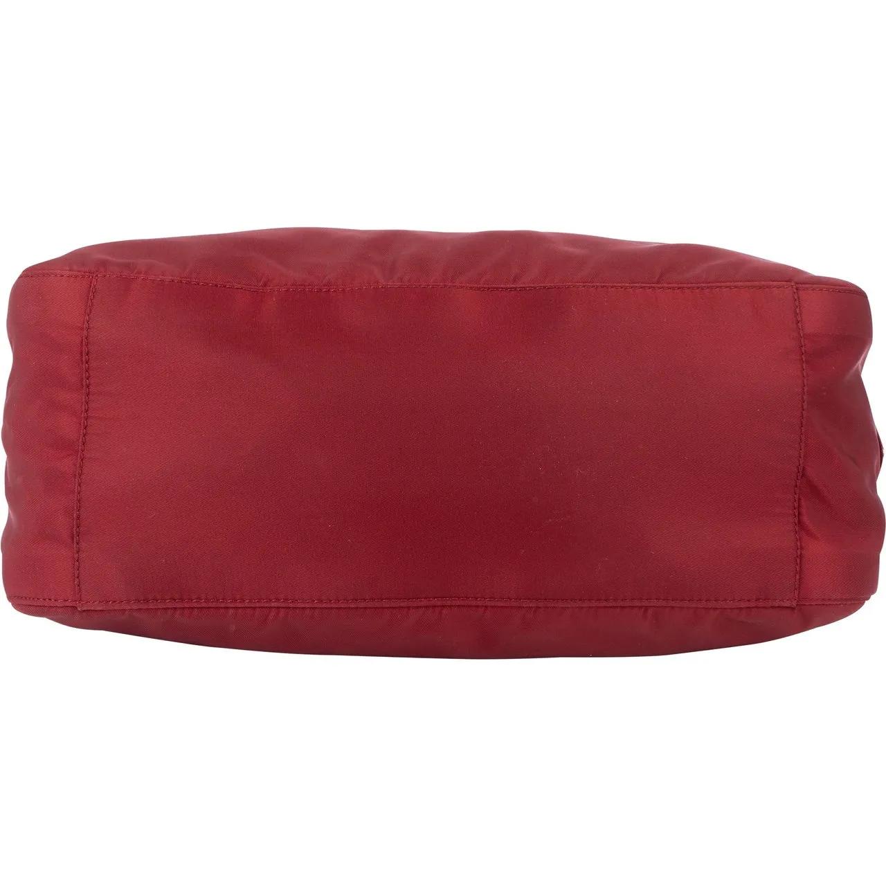 Thumbnail - Prada Crossbody Bags - Prada Red Nylon Transparent Handle Hobo Bag - Gr. unisize - in Bunt - für Damen