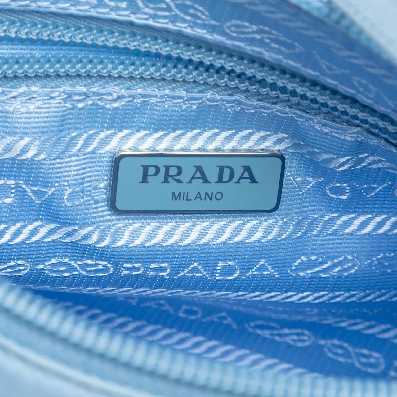 Thumbnail - Prada Hobo Bags - Re Nylon Pochette - Gr. unisize - in Blau - für Damen