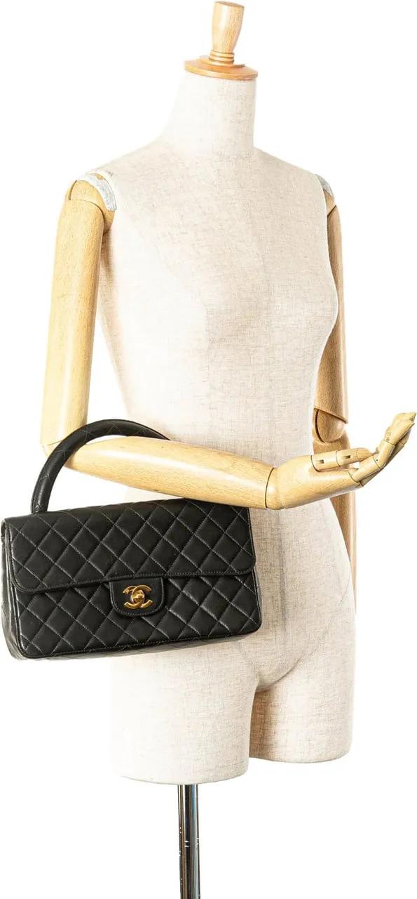 Chanel Crossbody bags 1996-1997 Medium Classic Lambskin Kelly Flap in zwart
