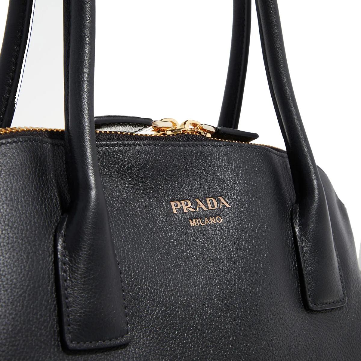 Prada Shoppers Soft Grain Shoppin Bag Medium in zwart