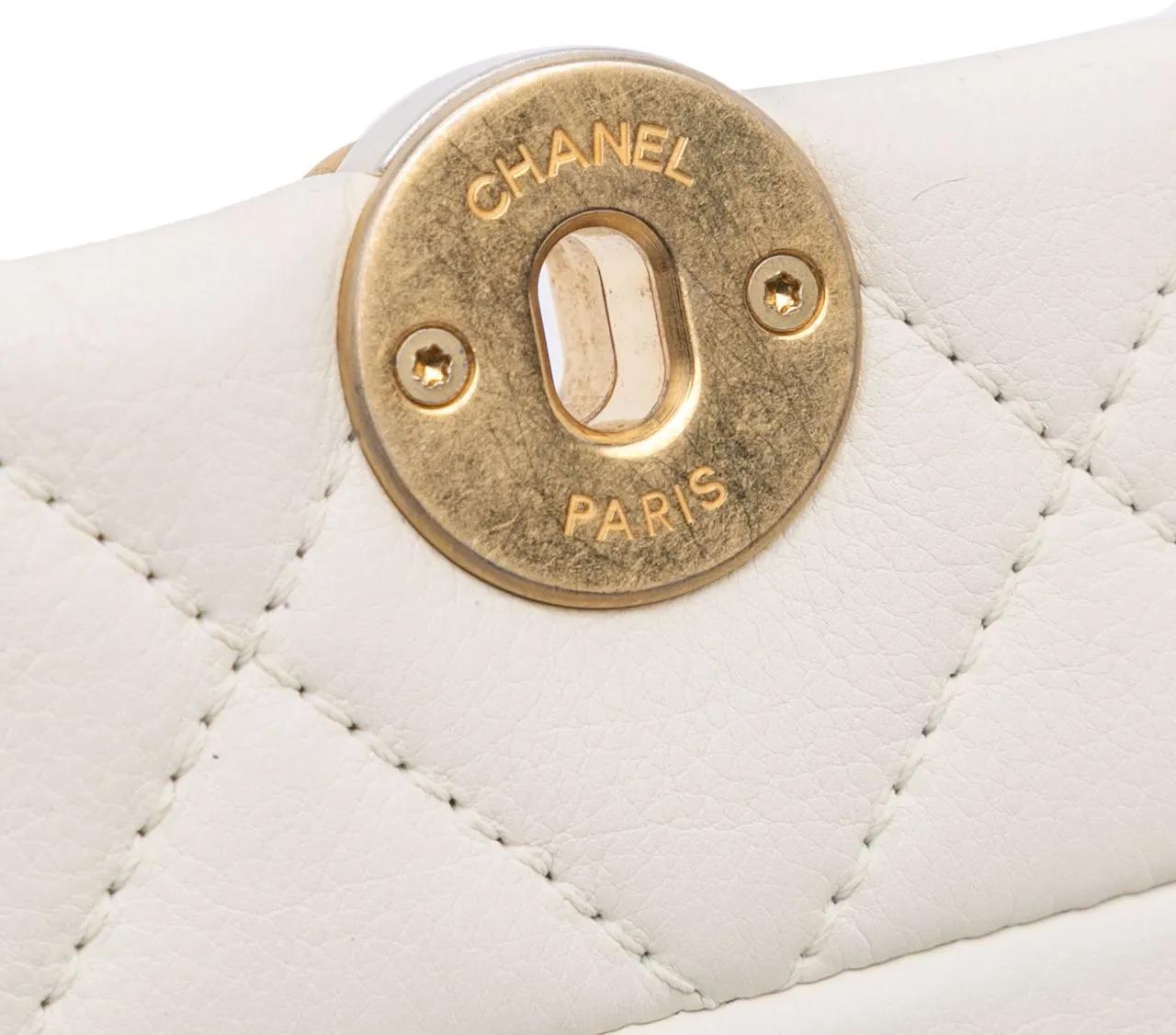 Thumbnail - Chanel Hobo Bags - 2019 Mini Quilted Calfskin Pearl CC Accordion Flap - Gr. unisize - in Weiß - für Damen