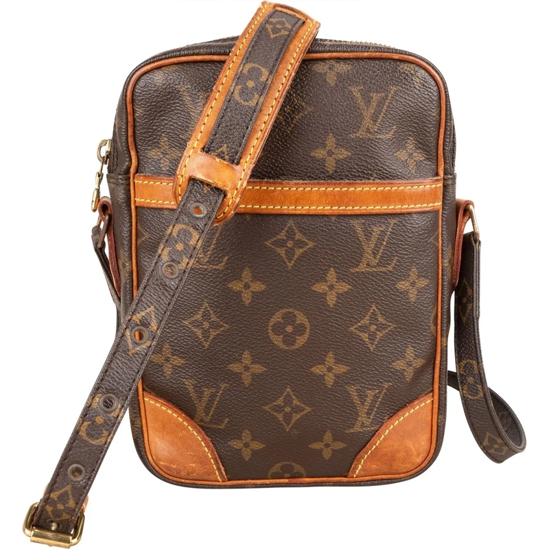 Louis Vuitton Tote Louis Vuitton Canvas Monogram Danube Crossbody Bag braun