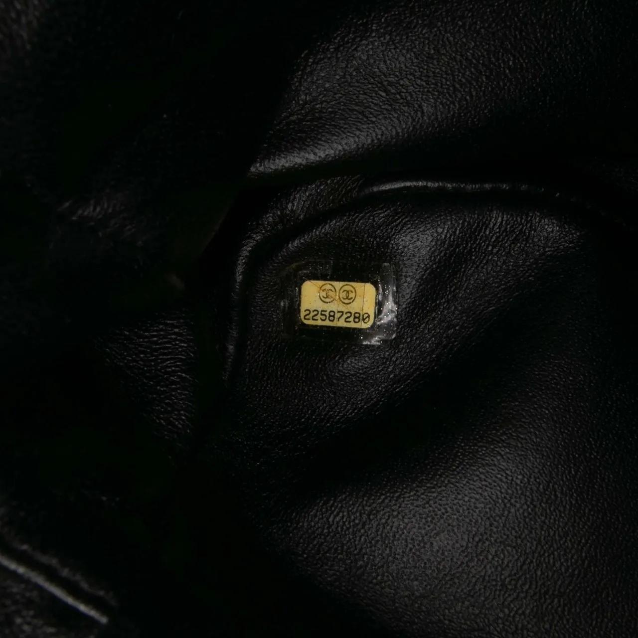 Thumbnail - Chanel Hobo Bags - Tweed and Resin Zipped Chain Shopping Bag - Gr. unisize - in Schwarz - für Damen