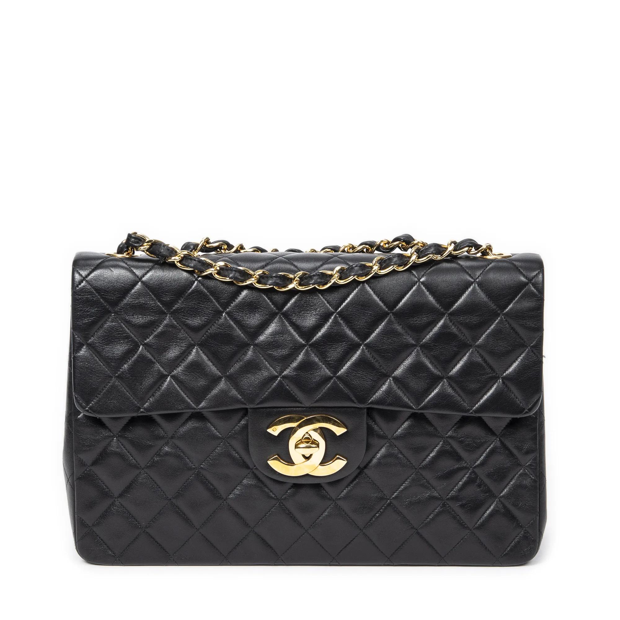 Chanel Crossbody Bags - Maxi Jumbo XL Flap - Gr. unisize - in Schwarz - für Damen