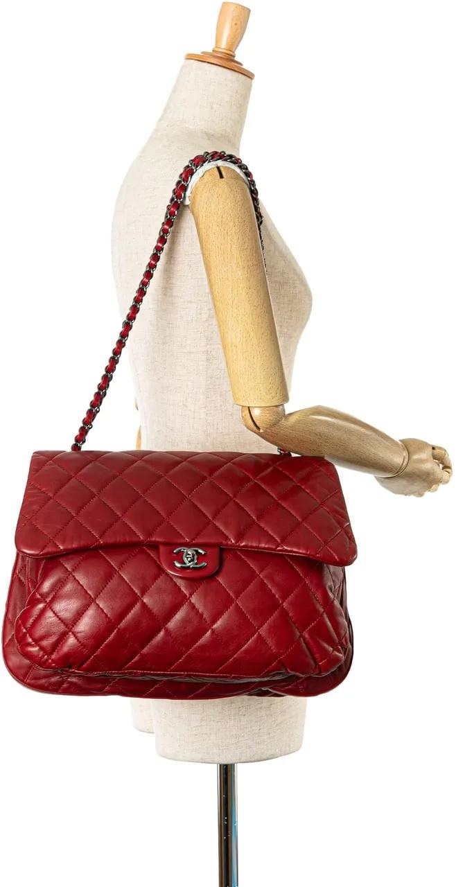 Chanel Shoppers Maxi Lambskin 3 Accordion Flap in rood