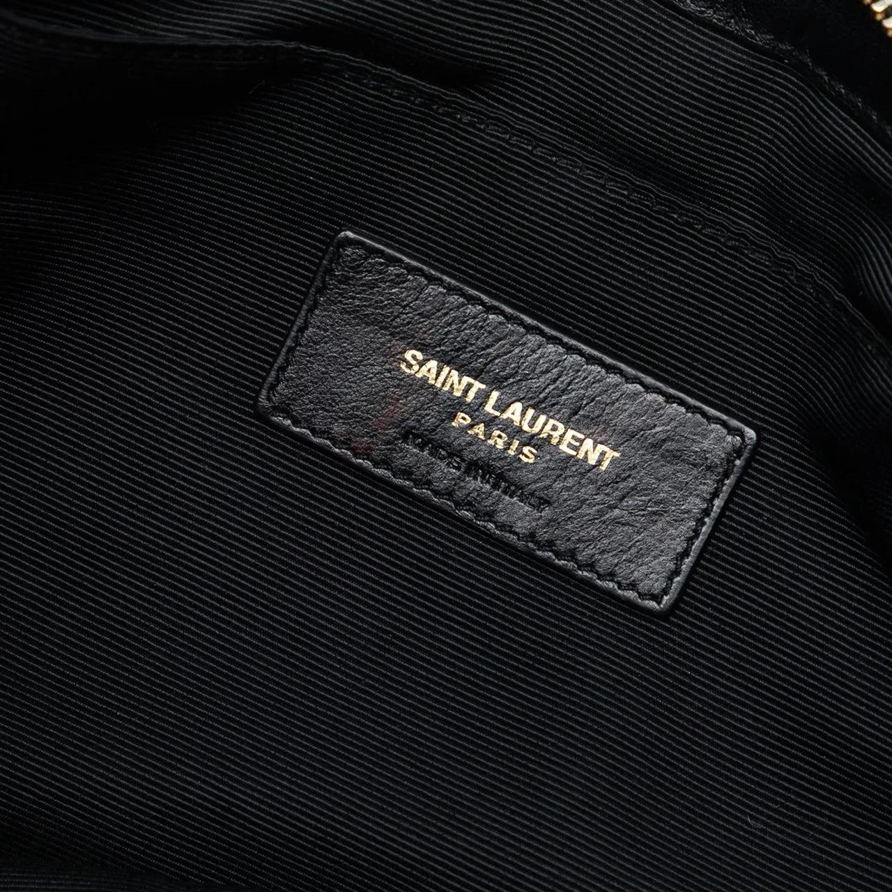 Thumbnail - Saint Laurent Clutches - Quilted Chevron Leather Monogram Document Holder - Gr. unisize - in Schwarz - für Damen