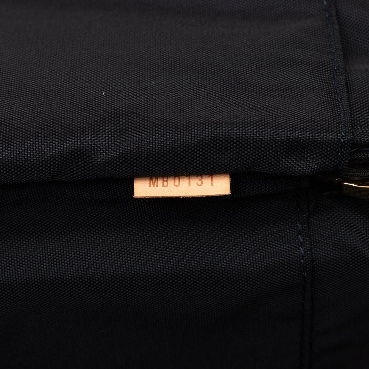 Thumbnail - Louis Vuitton Weekender - Monogram Vernis Pegase 45 - Gr. unisize - in Schwarz - für Damen